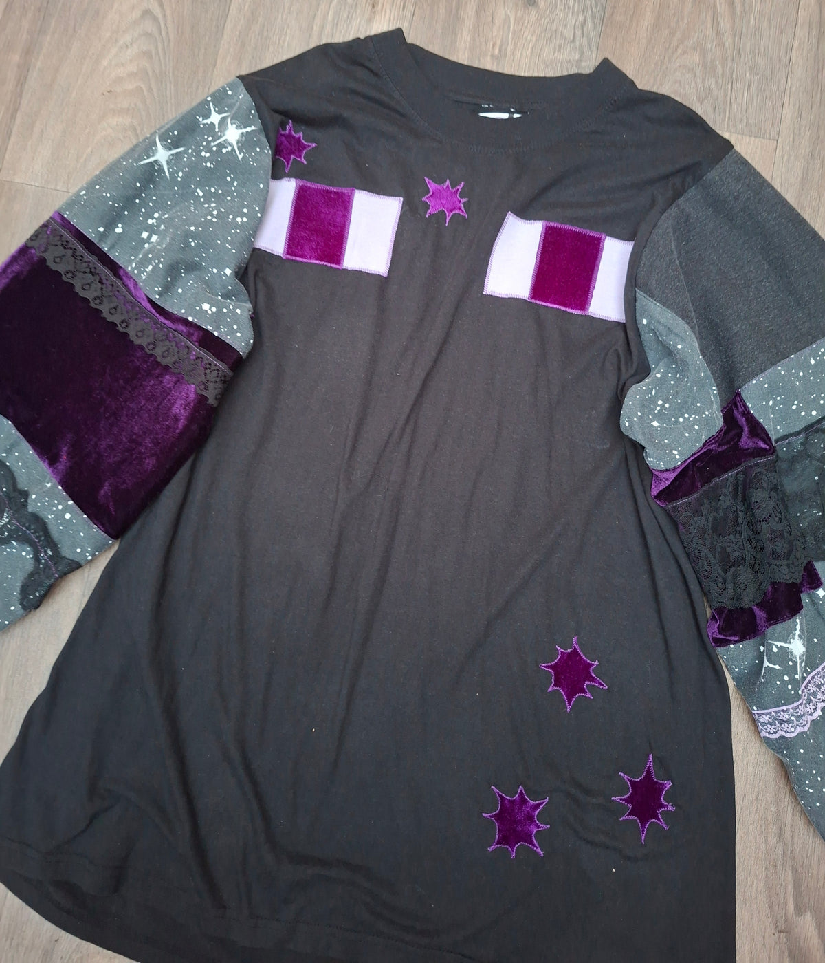 Enderman Upcycled T Shirt - Size 18/20