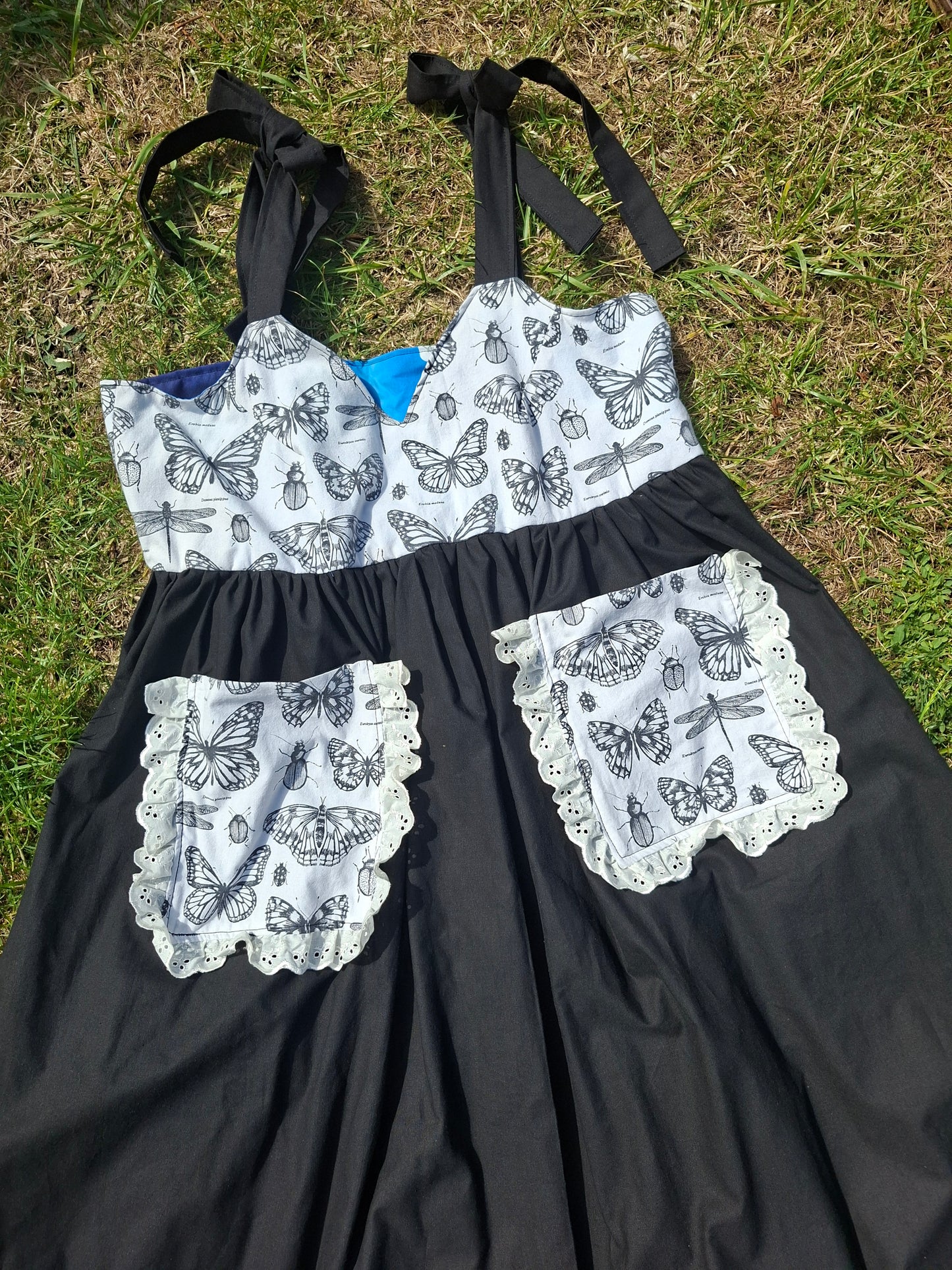 Butterfly & Moth Midi Sweetheart Dress - Size 14