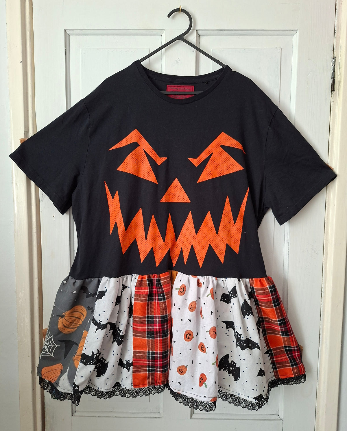 Reworked Pumpkin Frill T Shirt - Size 20-22