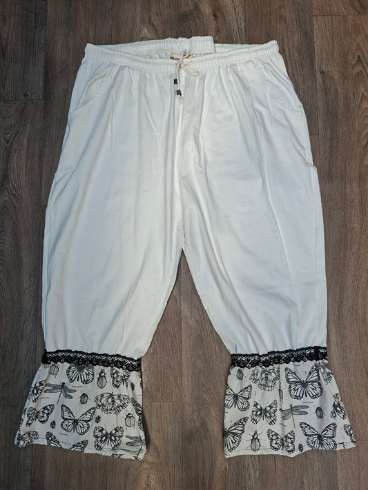 Butterfly n Bugs Bloomers - Size 20-22