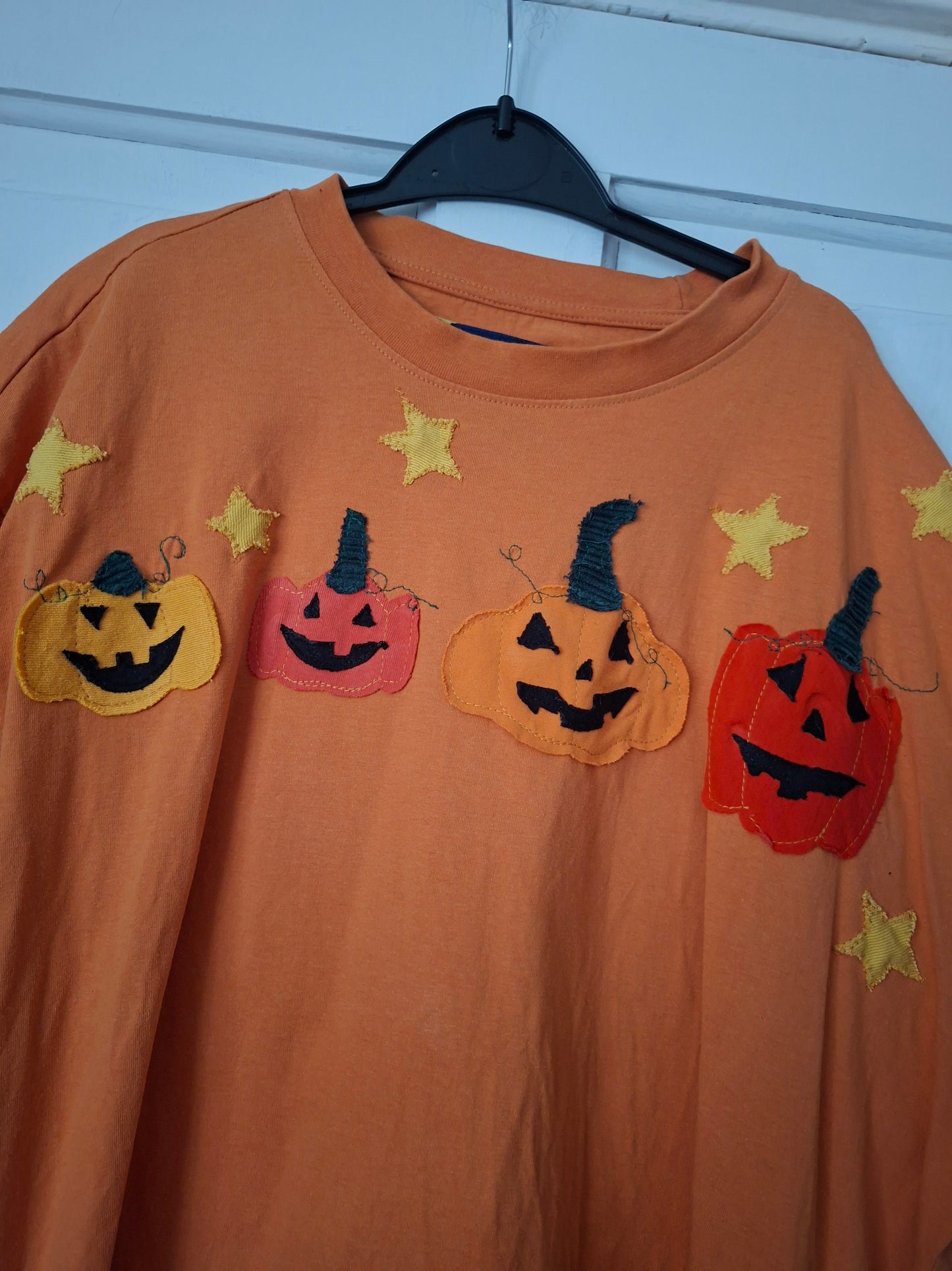 Reworked Pumpkin T Shirt - Size 18