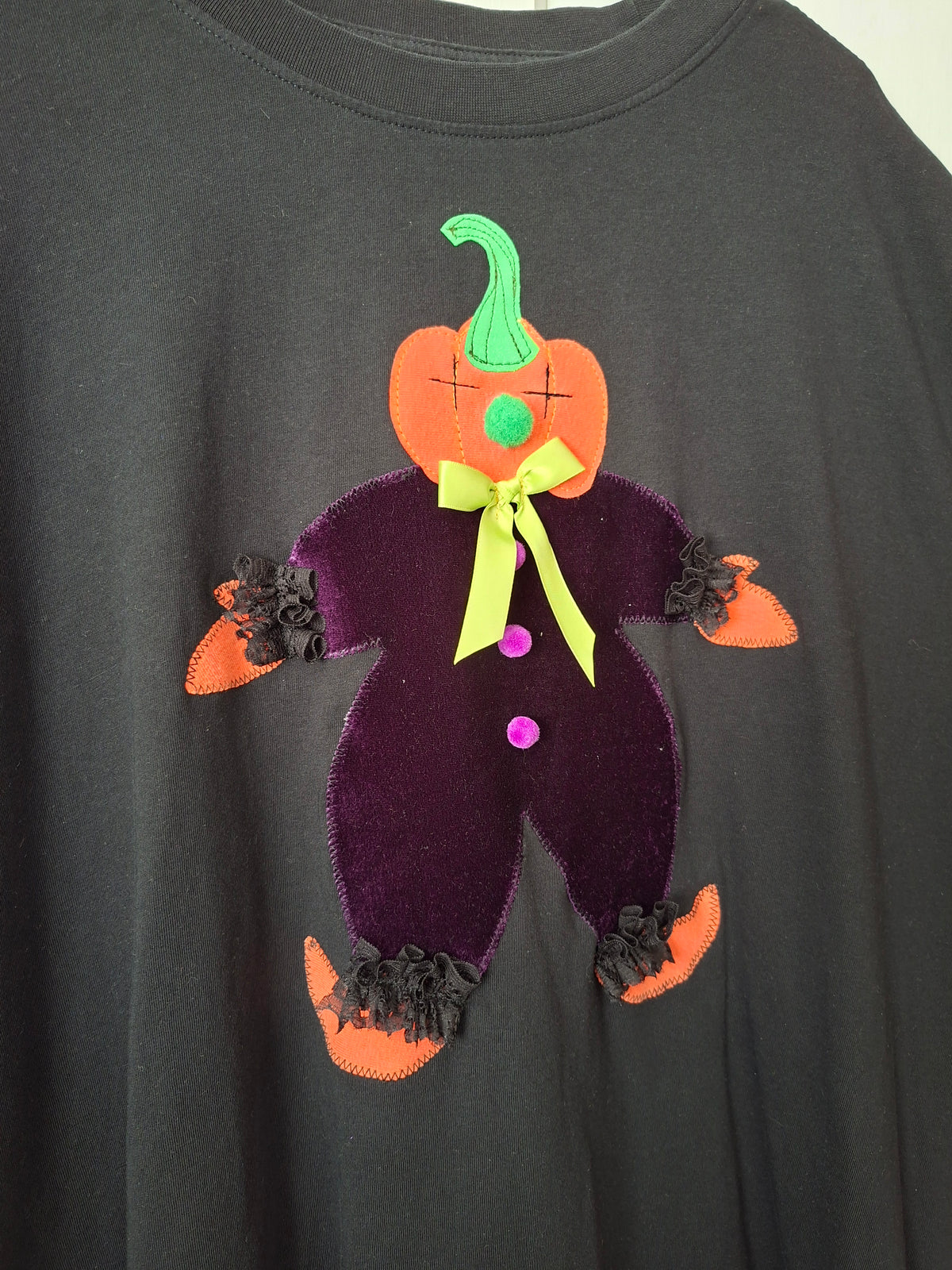 Pumpkin Clown Tee - Size 22/24