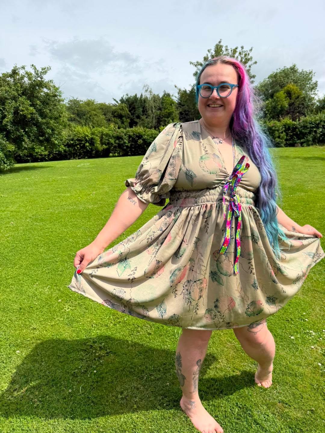 The Whimsical Dress - PDF Sewing Pattern A4/US LETTER/A0 (Do not buy if in EU)