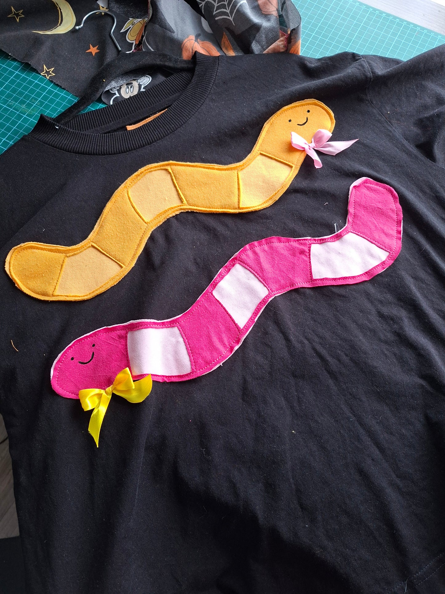 Double Worm *APPLIQUE ADD ON*